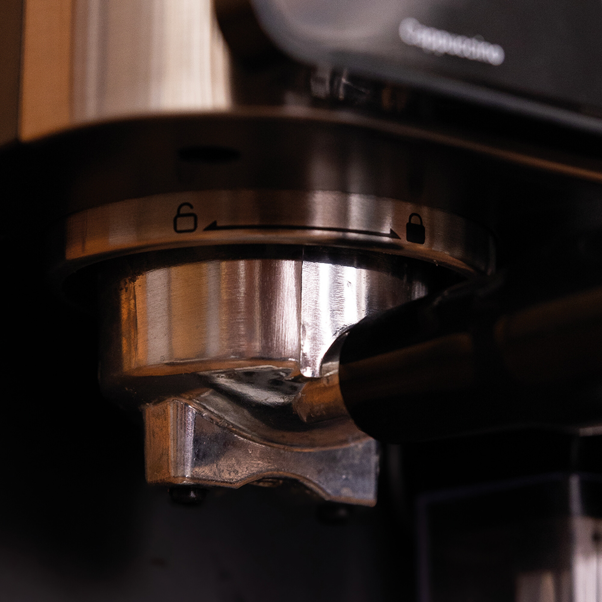 CAFETERA ESPRESSO "CREAM TOUCH" LECHE AUTOMÁTICA - XION - Imagen 3