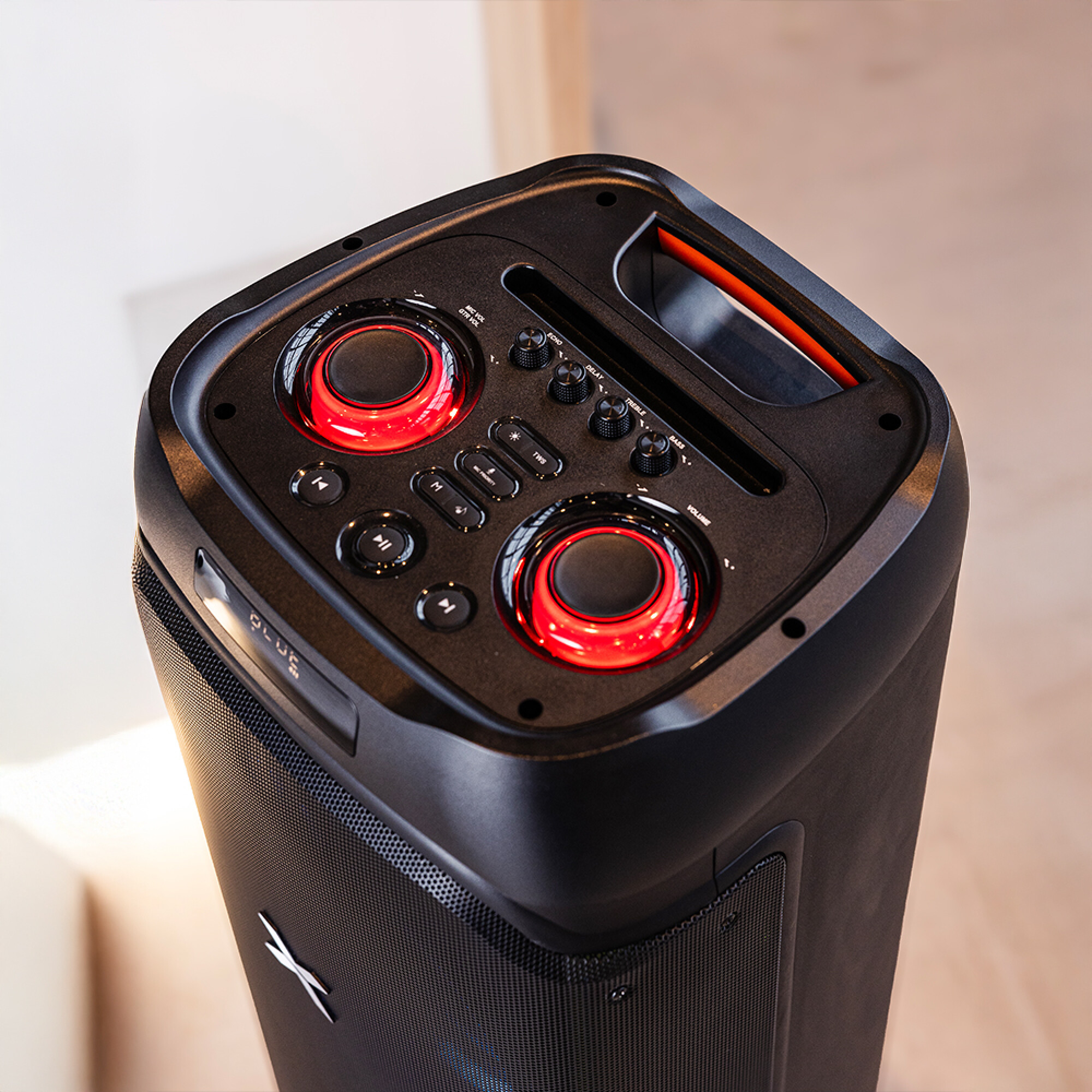 PARLANTE 18000W INCLUYE MICRÓFONO - XION - Imagen 3